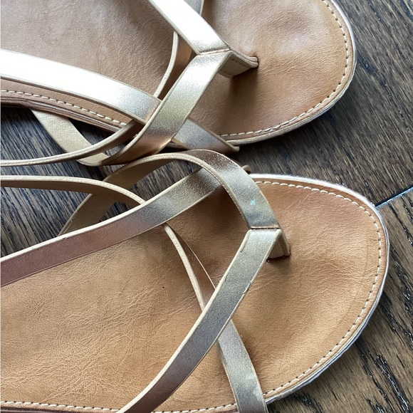 Taxi Metallic Sandals - Picture 4 of 4